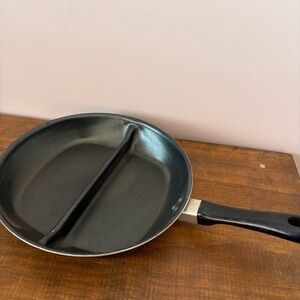 💙T-Fal Divided Frying Pan